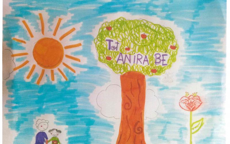 Dibuixos i missatges d'ànim de nens i nenes de primària