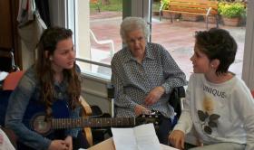 Activitats intergeneracionals a la Residència Nazaret